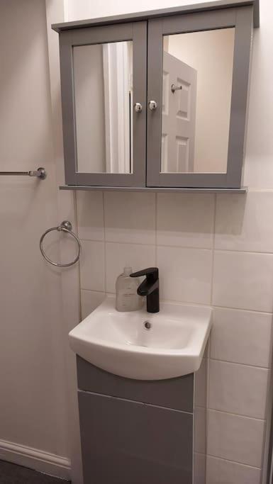 Harry Potter 9 3/4 Flat Apartment Лондон Екстериор снимка