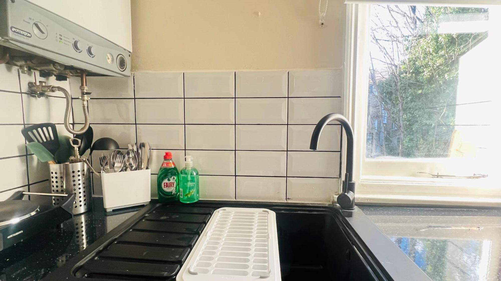 Harry Potter 9 3/4 Flat Apartment Лондон Екстериор снимка